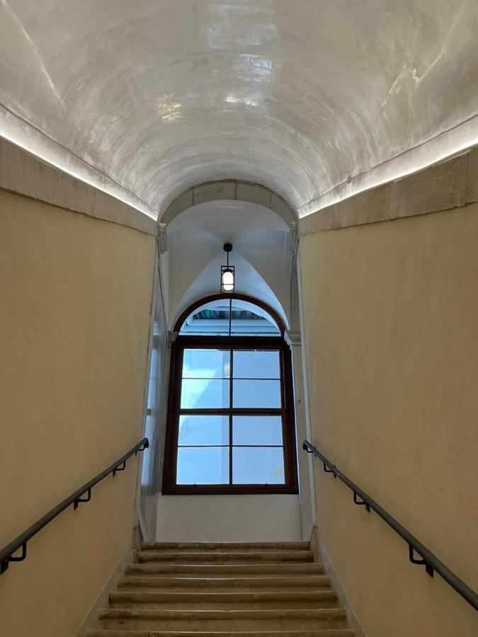 Апартаменты Immobiliare Nk Palazzo Bonvicini Венеция Экстерьер фото